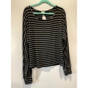 DAY TRIP WOMENS TOP XL OVERSIZED WHITE AND BLACK STRIPED PREPPY